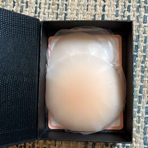 B-6 Nippies Adhesive Lifting Nipple Covers, Caramel, Size 1 (A-C cups)